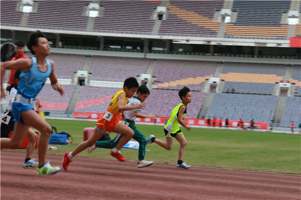 广州市运动会,广州市中小学生运动会,天河区中小学生运动会,中小学生运动会,天河区同仁实验学校