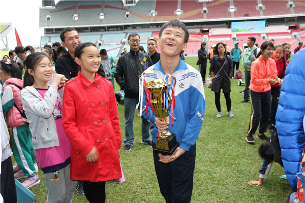 广州市运动会,广州市中小学生运动会,天河区中小学生运动会,中小学生运动会,天河区同仁实验学校